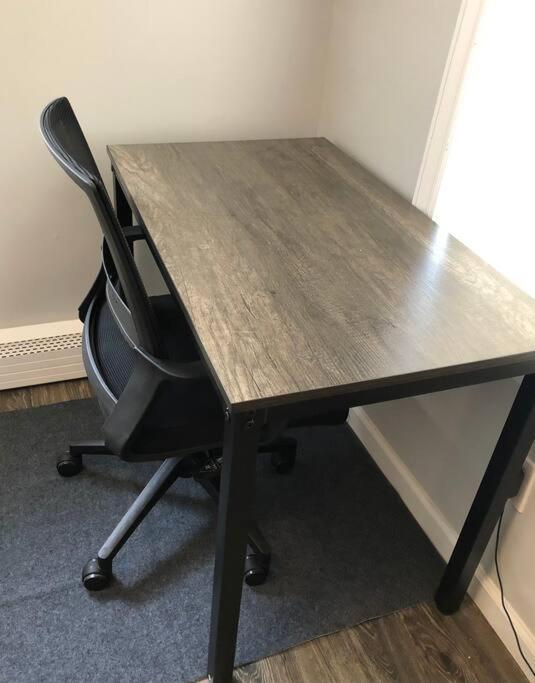Private 2-bedroom With Free Parking And Direct Bus To Nyc Manhattan Only 2 Blocks Away Apartment Linden